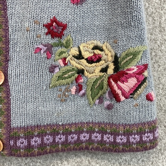 Vtg. Herman Geist hand embroidered cardigan S cottagecore floral 80's feminine - Picture 3 of 12